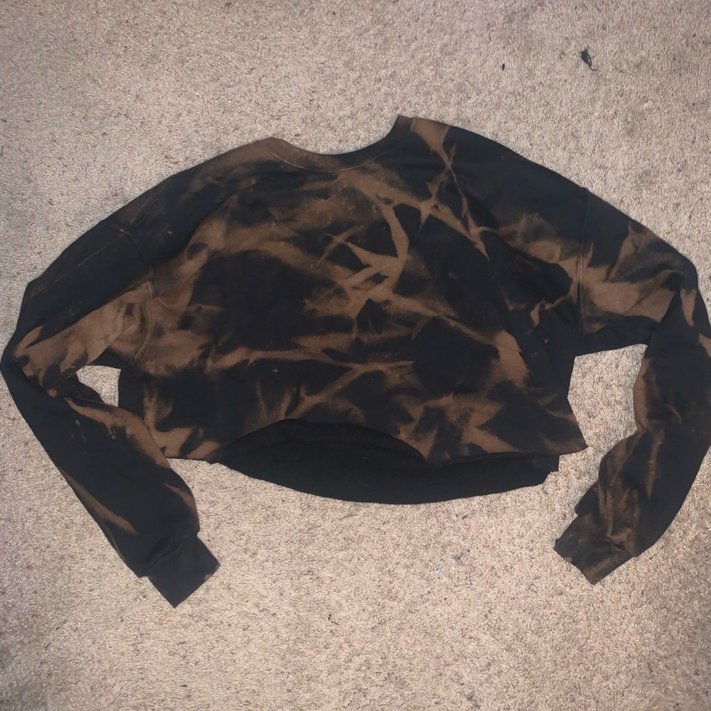Cropped Bleach-dyed Black/orange Sweatshirt